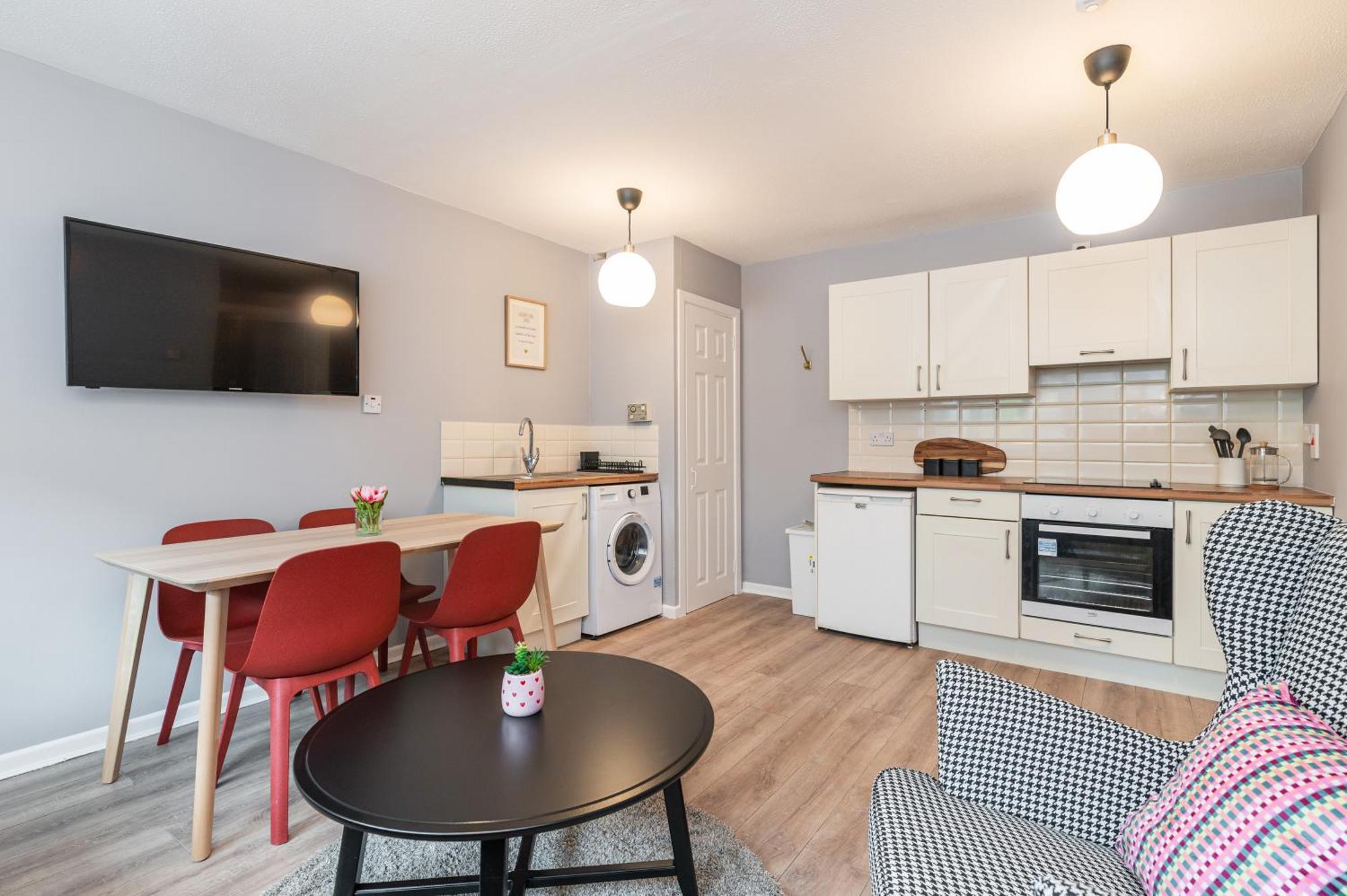 Brand New Apartment 2 Complex In 드로이다 외부 사진